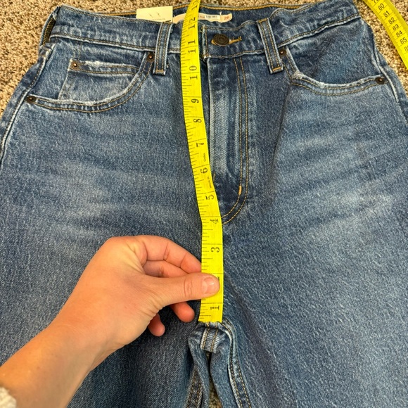 LEVI'S Women's 70's High-Rise Flare Jeans Size 26X32 in Sonoma Step - Picture 6 of 10